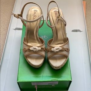 Lilly Pulitzer Just a Little Knotty Wedge Sz 7